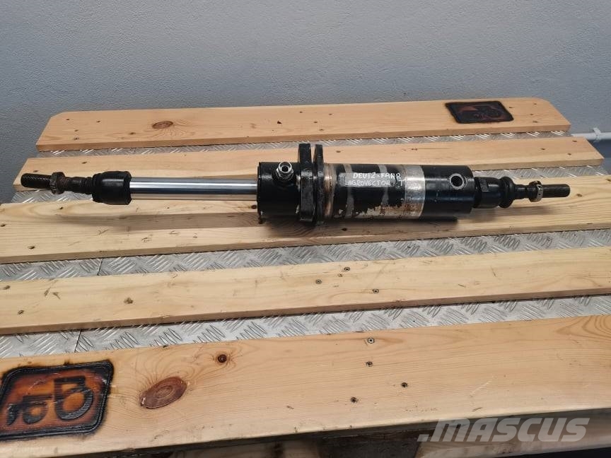 Deutz-Fahr 30.7 {Carraro} steering cylinder Hüdraulika