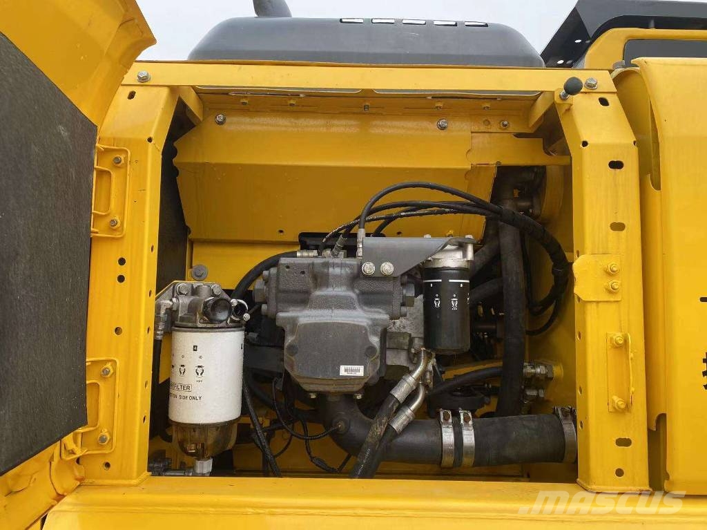 Komatsu PC 240 LC 履带挖掘机