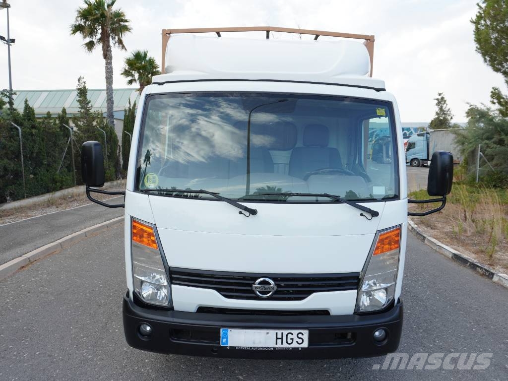 Nissan CABSTAR 45.15 CAJA ABIERTA Y TRAMPILLA Φορτηγά Kαρότσα με ανοιγόμενα πλαϊνά
