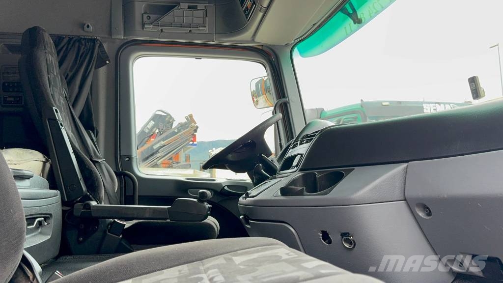 Mercedes-Benz ACTROS 1841 LS tractor unit - 3 pedals Camiones tractor
