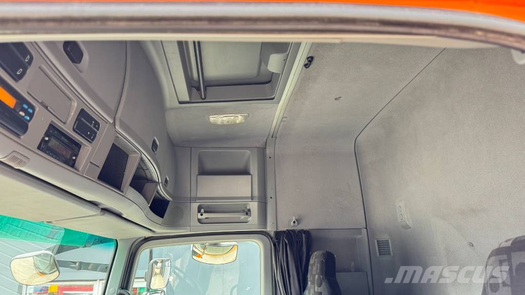 Mercedes-Benz ACTROS 1841 LS tractor unit - 3 pedals Camiones tractor