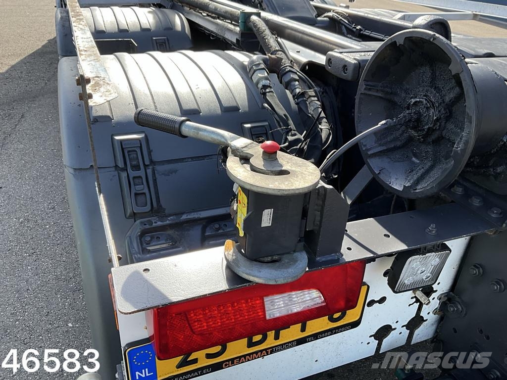 Scania G 410 8x2 Euro 6 Hiab 28 Tonmeter laadkraan Abrollkipper