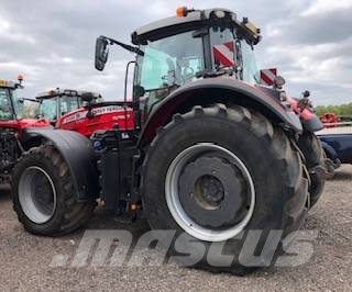 Massey Ferguson 8740S Tractors