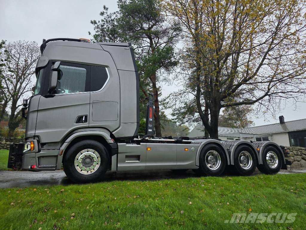 Scania R660 V8 8x4 Tridem – Hooklift – Snow Plo Hook lift trucks