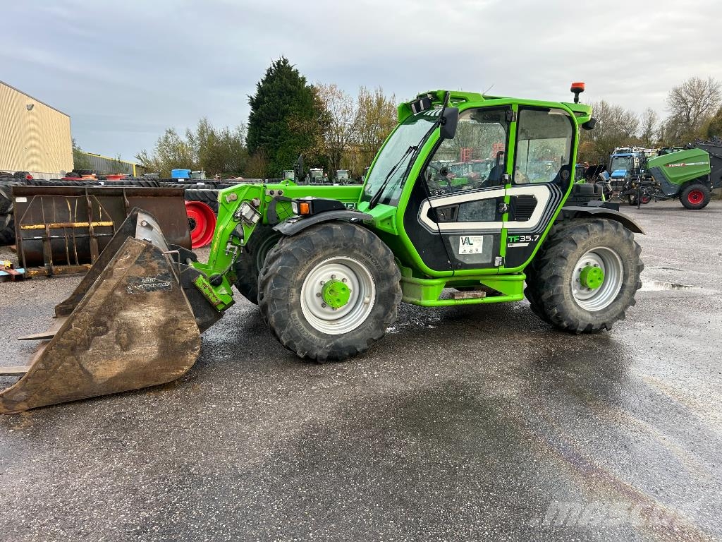 Merlo Turbo Farmer 35.7 120 農業用伸縮臂裝載機