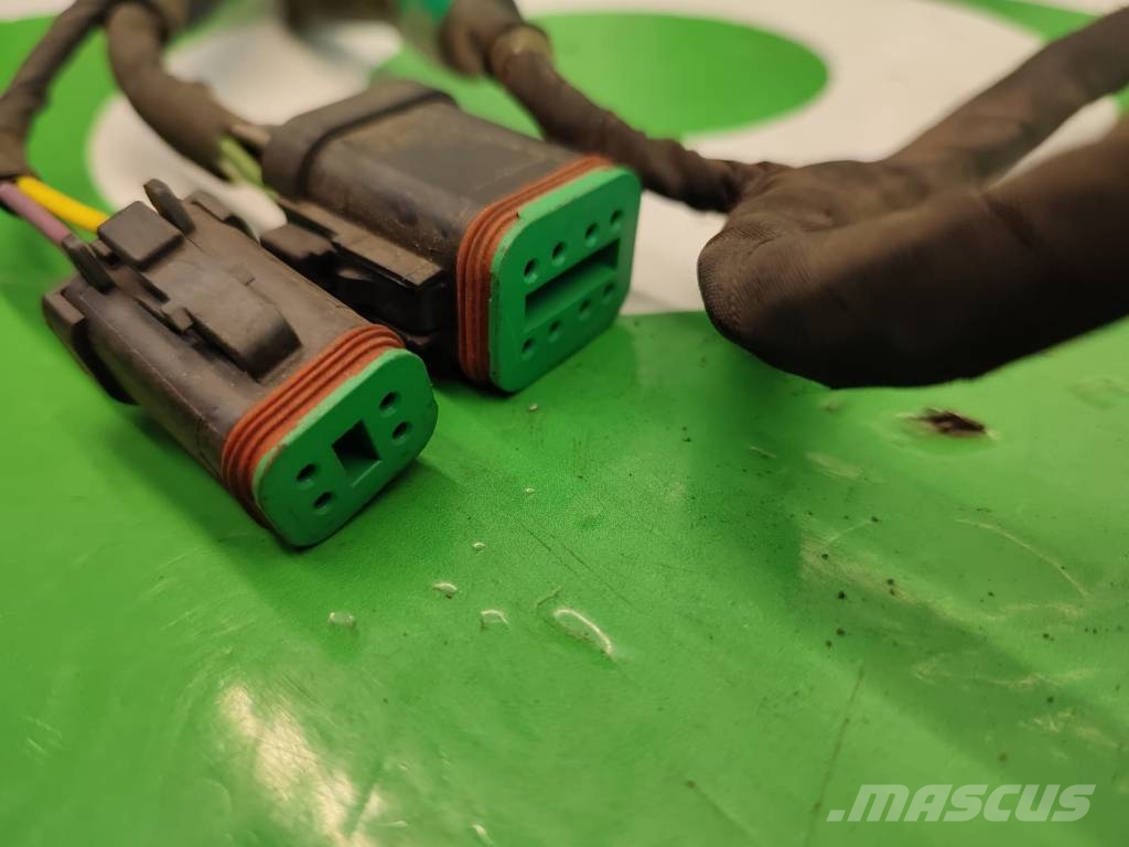 CAT 387-4488 Caterpillar 826 Control Stick Wiring Harn Sähkö ja elektroniikka