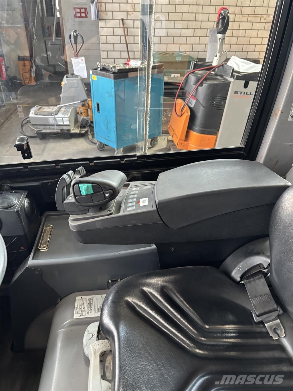 Jungheinrich EFG 215  Triplex Sähkötrukit