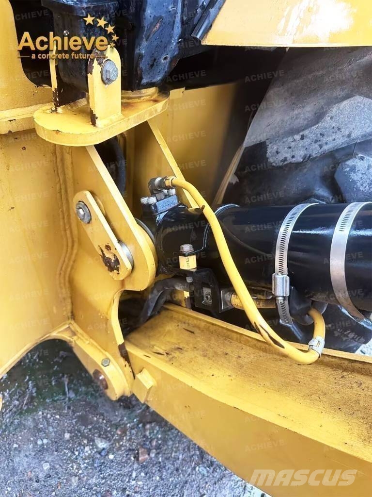 CAT 416 E Tractopelle