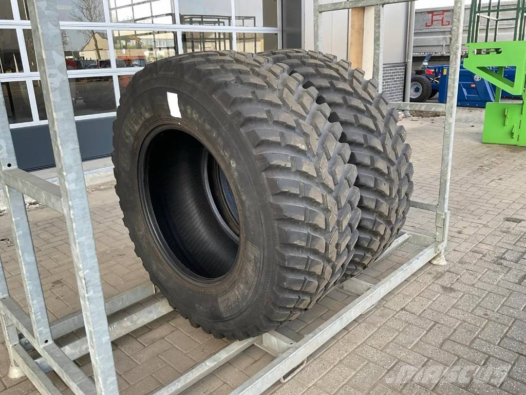 Nokian 650/65 R42 + 540/65 R30 TRI2 Шины и колёса