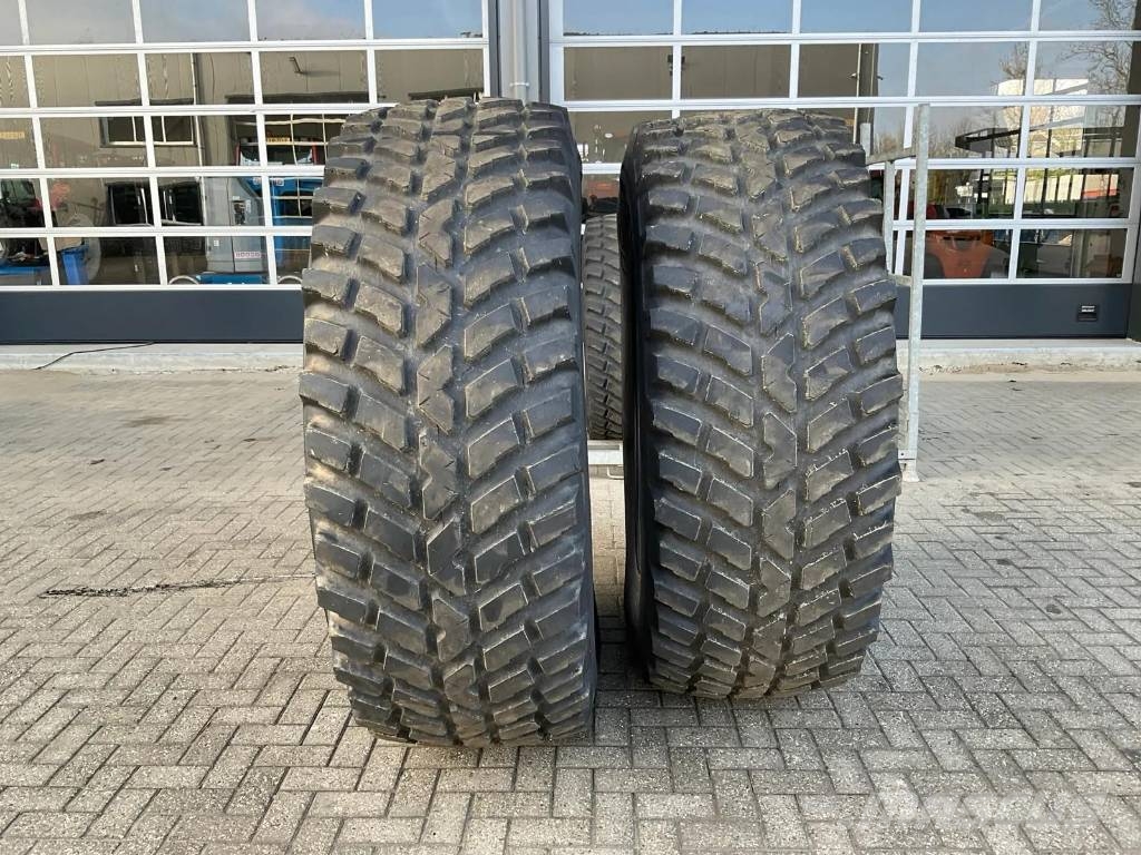 Nokian 650/65 R42 + 540/65 R30 TRI2 Шины и колёса