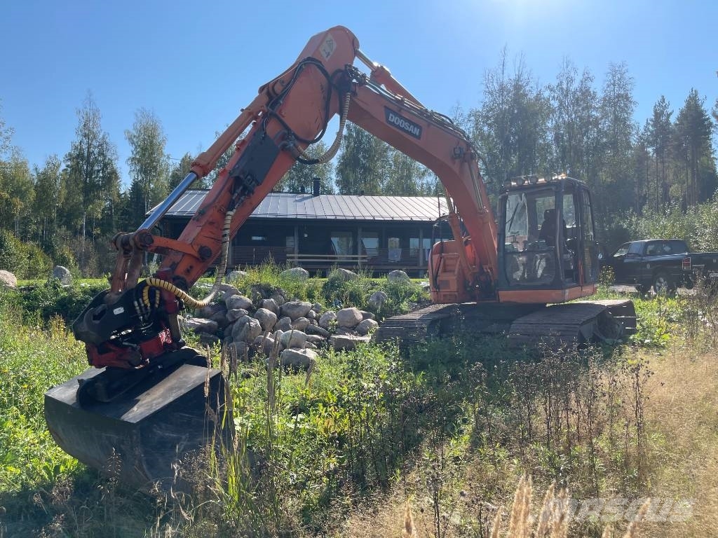 Doosan DX 140 R Εκσκαφείς με ερπύστριες