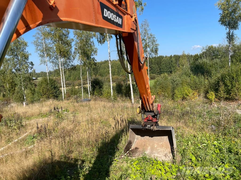 Doosan DX 140 R Εκσκαφείς με ερπύστριες