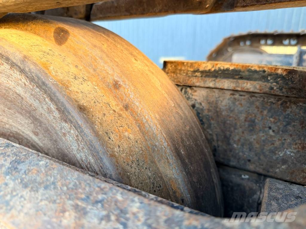 CAT 330F LN Kāpurķēžu ekskavatori