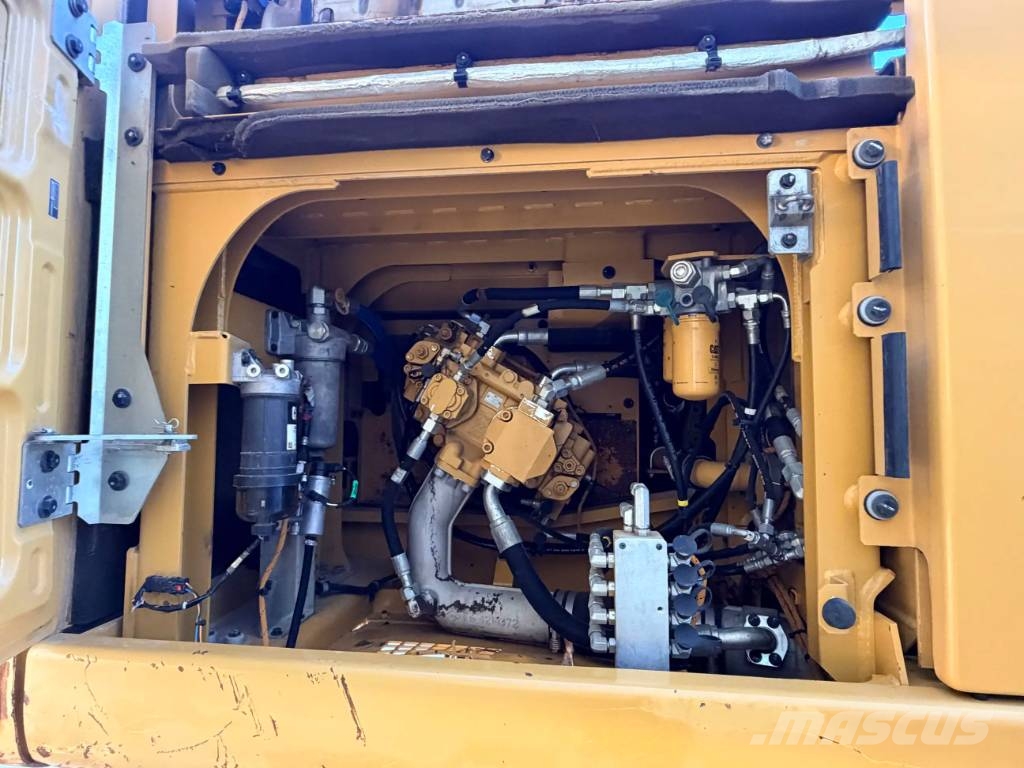CAT 330F LN Kāpurķēžu ekskavatori