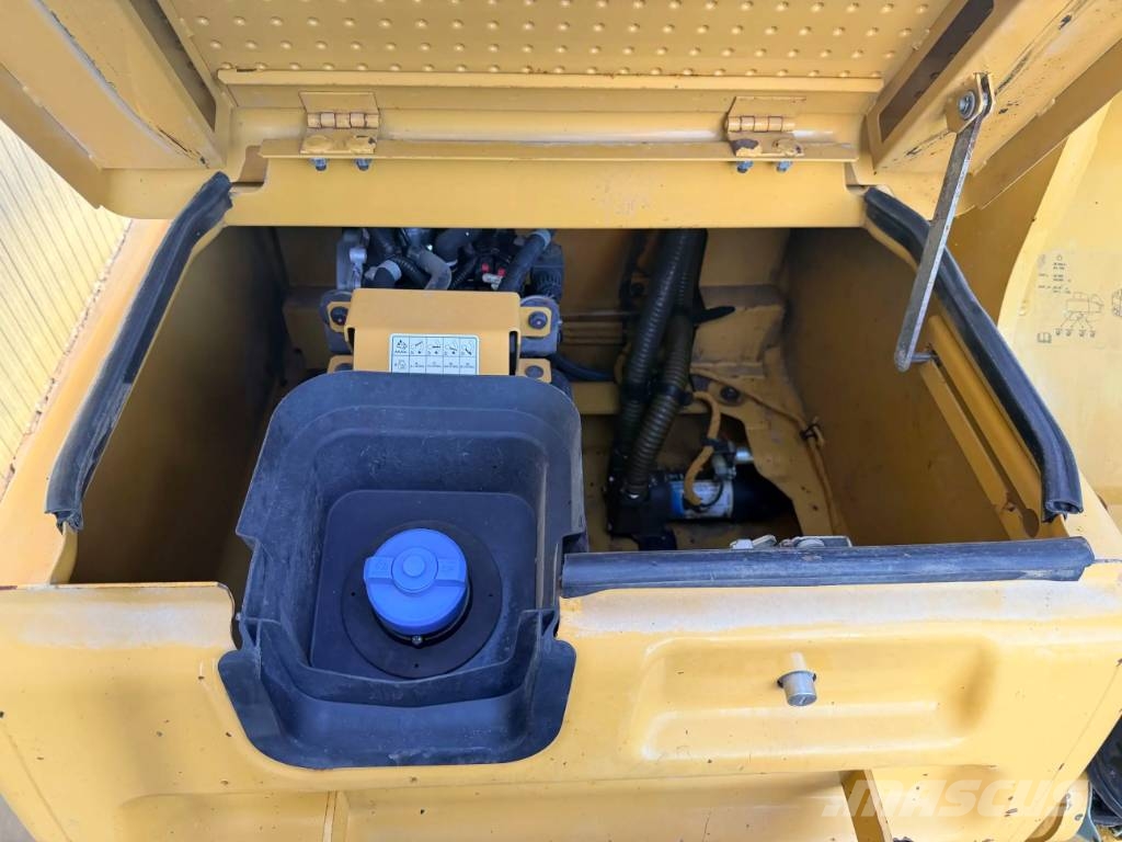 CAT 330F LN Kāpurķēžu ekskavatori