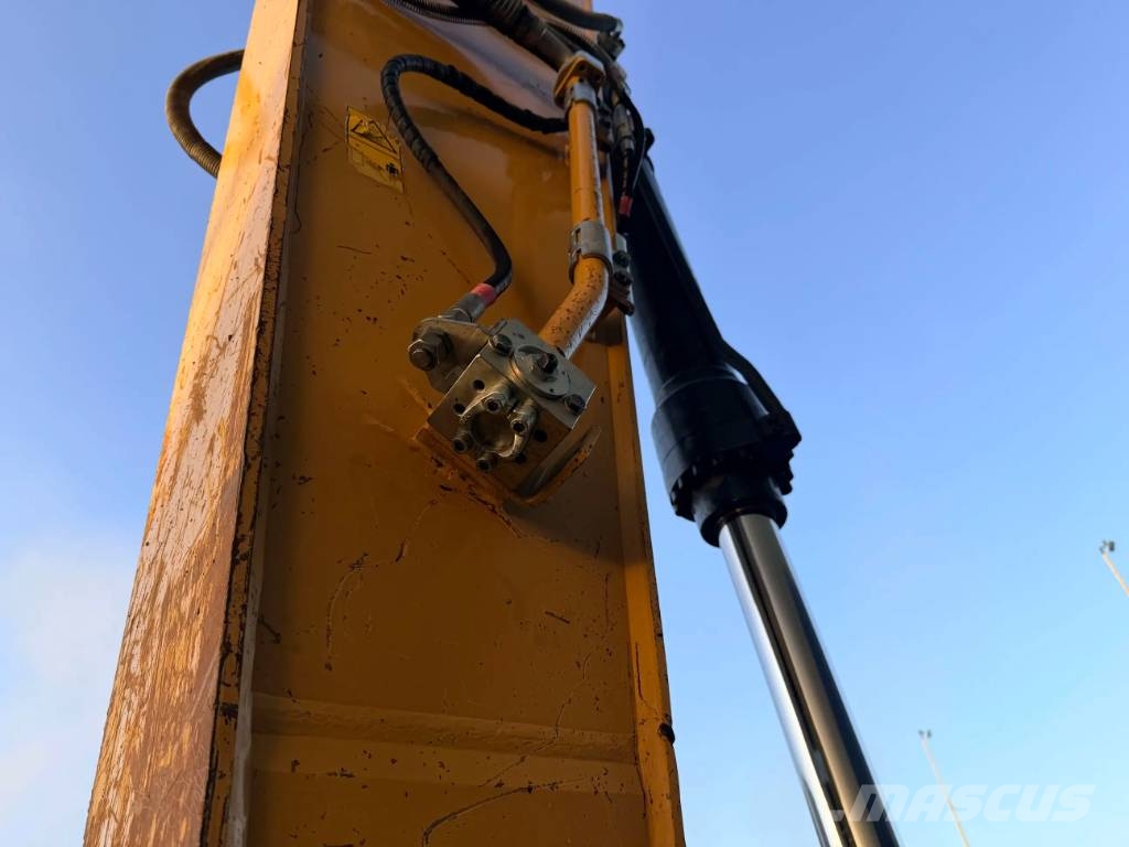 CAT 330F LN Kāpurķēžu ekskavatori