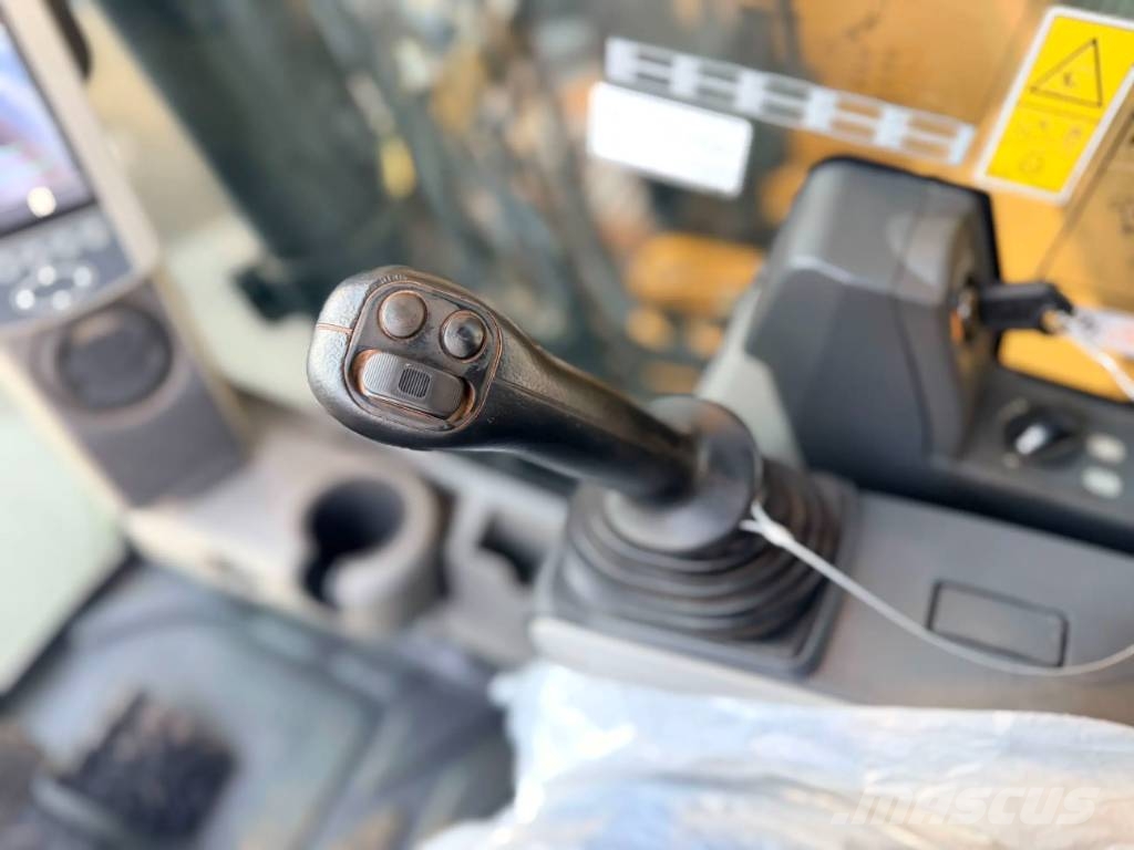 CAT 330F LN Kāpurķēžu ekskavatori