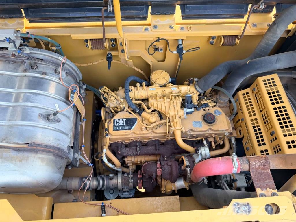 CAT 330F LN Kāpurķēžu ekskavatori