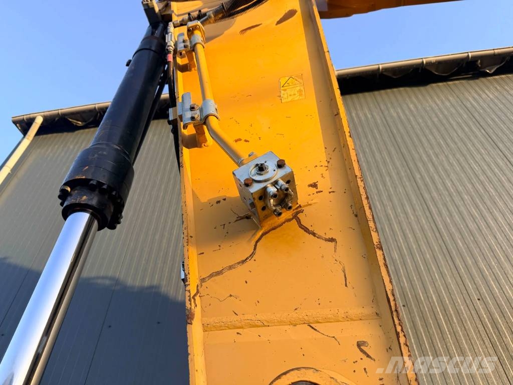 CAT 330F LN Kāpurķēžu ekskavatori