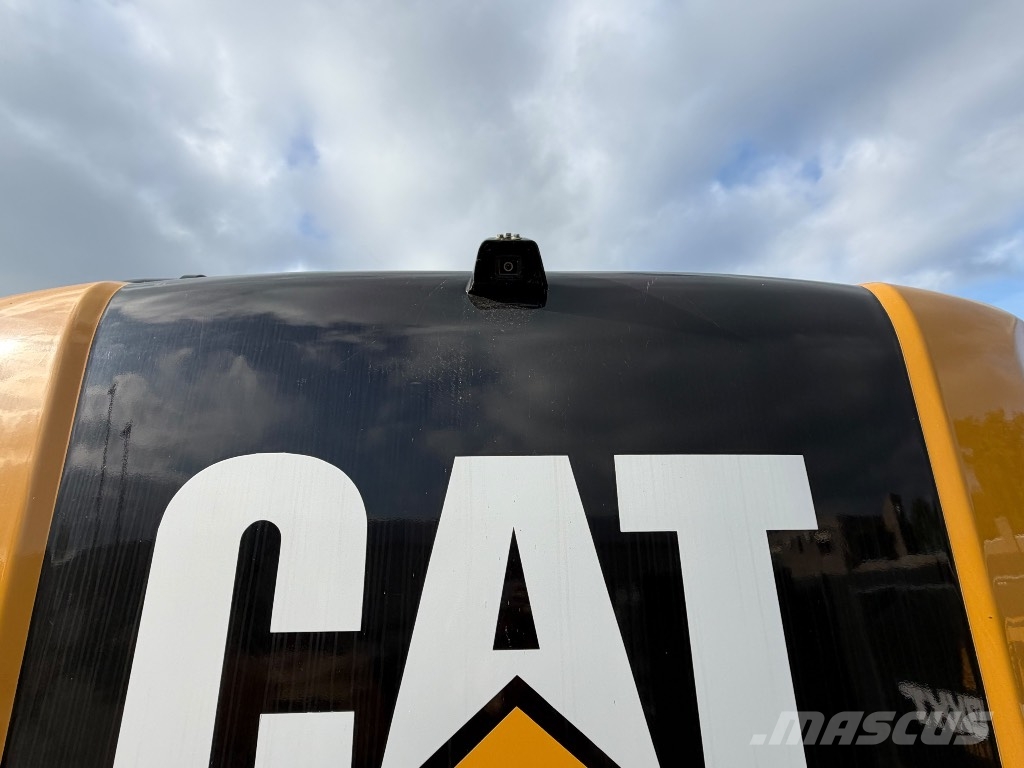 CAT 320 EL Crawler excavators