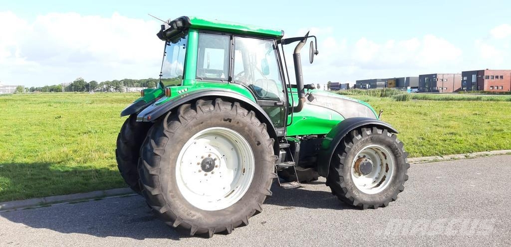 Valtra T190 Tractores