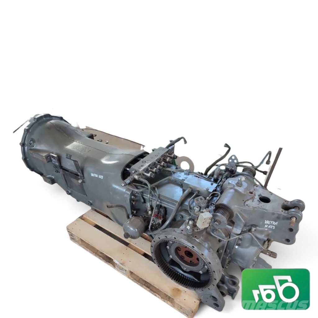 Valtra Gearbox 11902 TB 018E N123 Växellåda