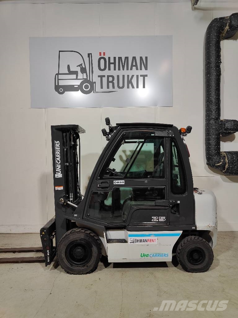 UniCarriers Y 1 D2 A25 Q Dieseltrukki Diesel forklifts