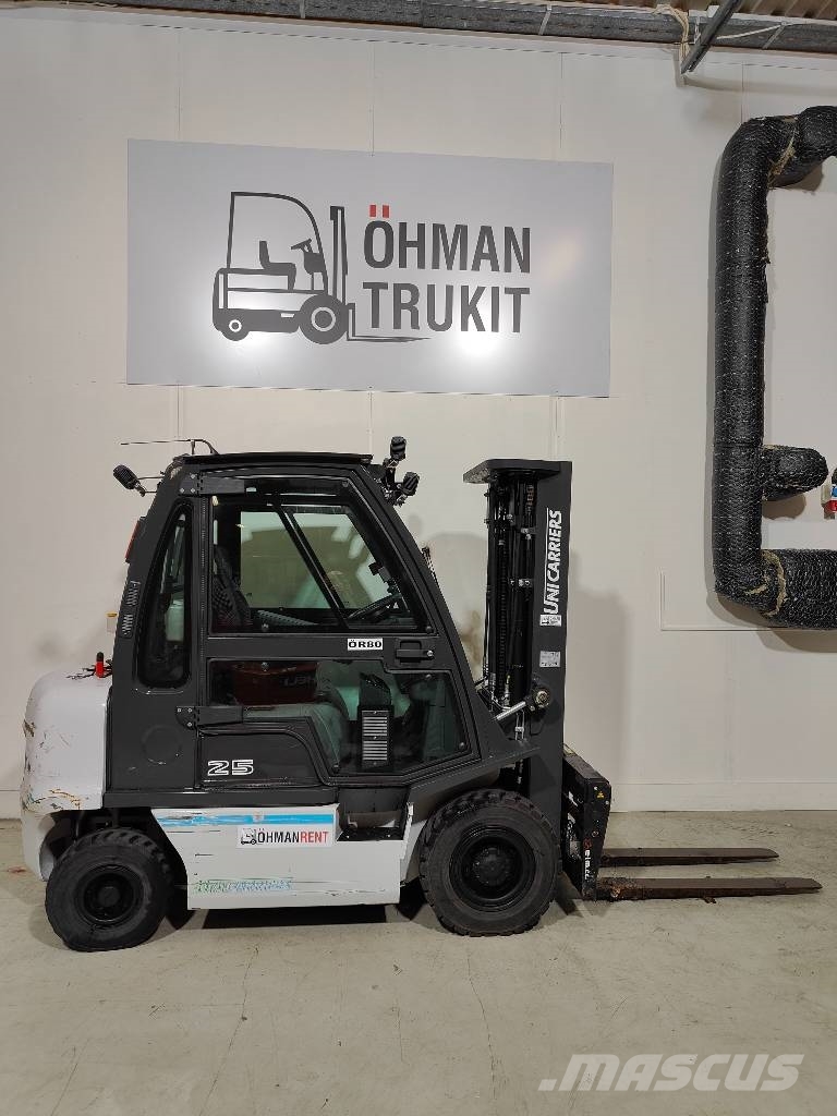 UniCarriers Y 1 D2 A25 Q Dieseltrukki Diesel forklifts