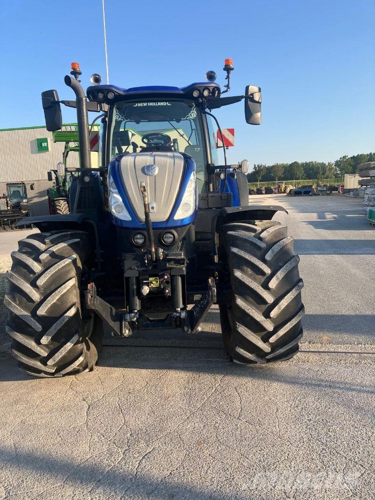 New Holland T7.245 SW II AC sous garantie NH Трактори