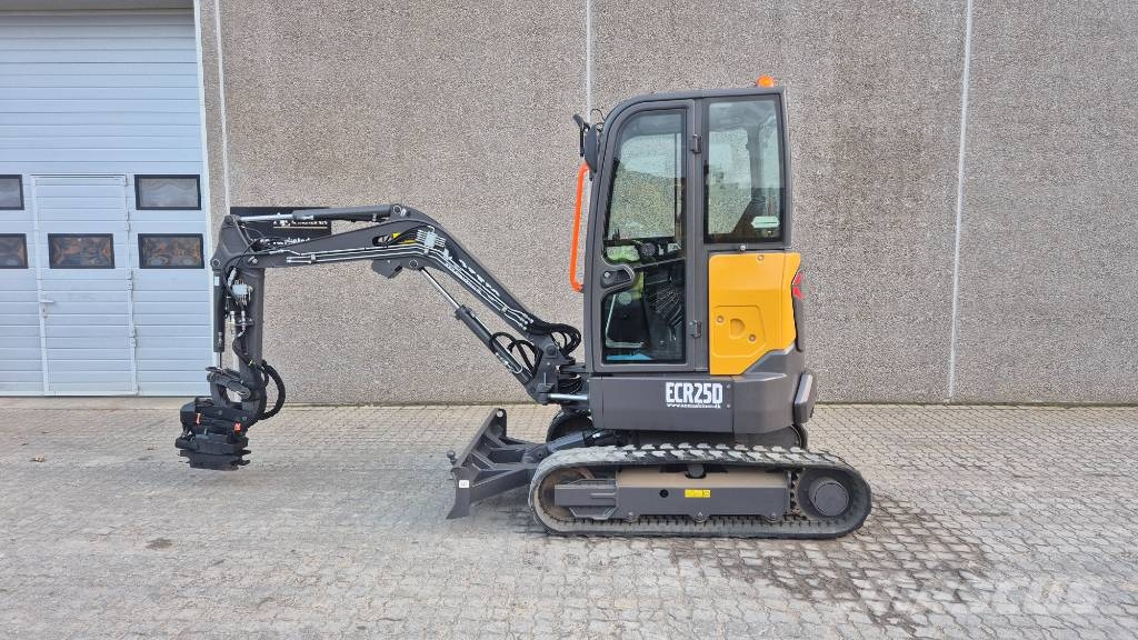 Volvo ECR 25 D Mini pelle < 7t