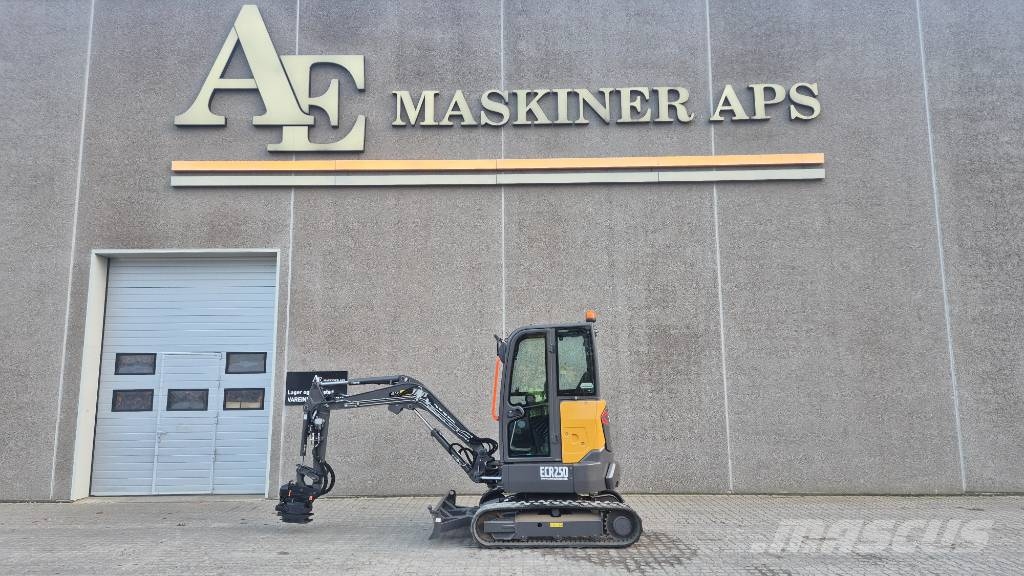 Volvo ECR 25 D Mini pelle < 7t