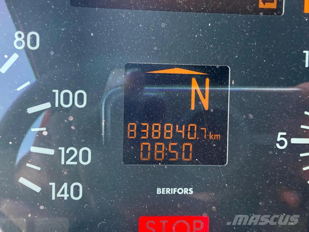 Mercedes-Benz Actros 1840 Sattelzugmaschine Euro2 4x2 Vlačilci