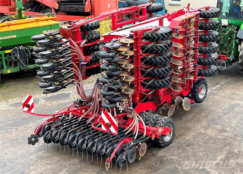 Horsch Pronto 6 DC مثاقيب مدمجة