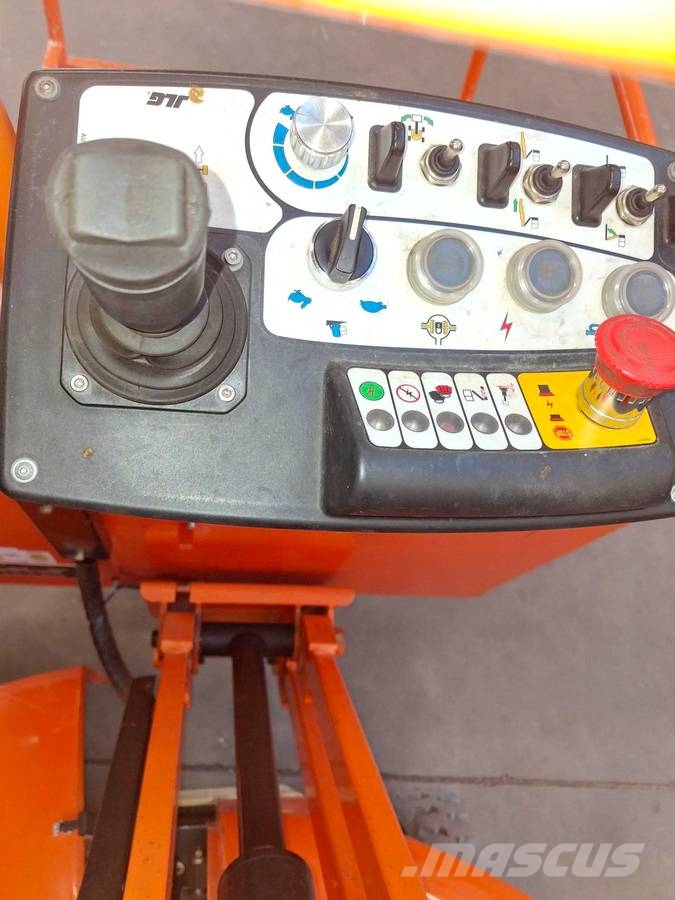 JLG Toucan 1010 Vertikālie pacēlāji