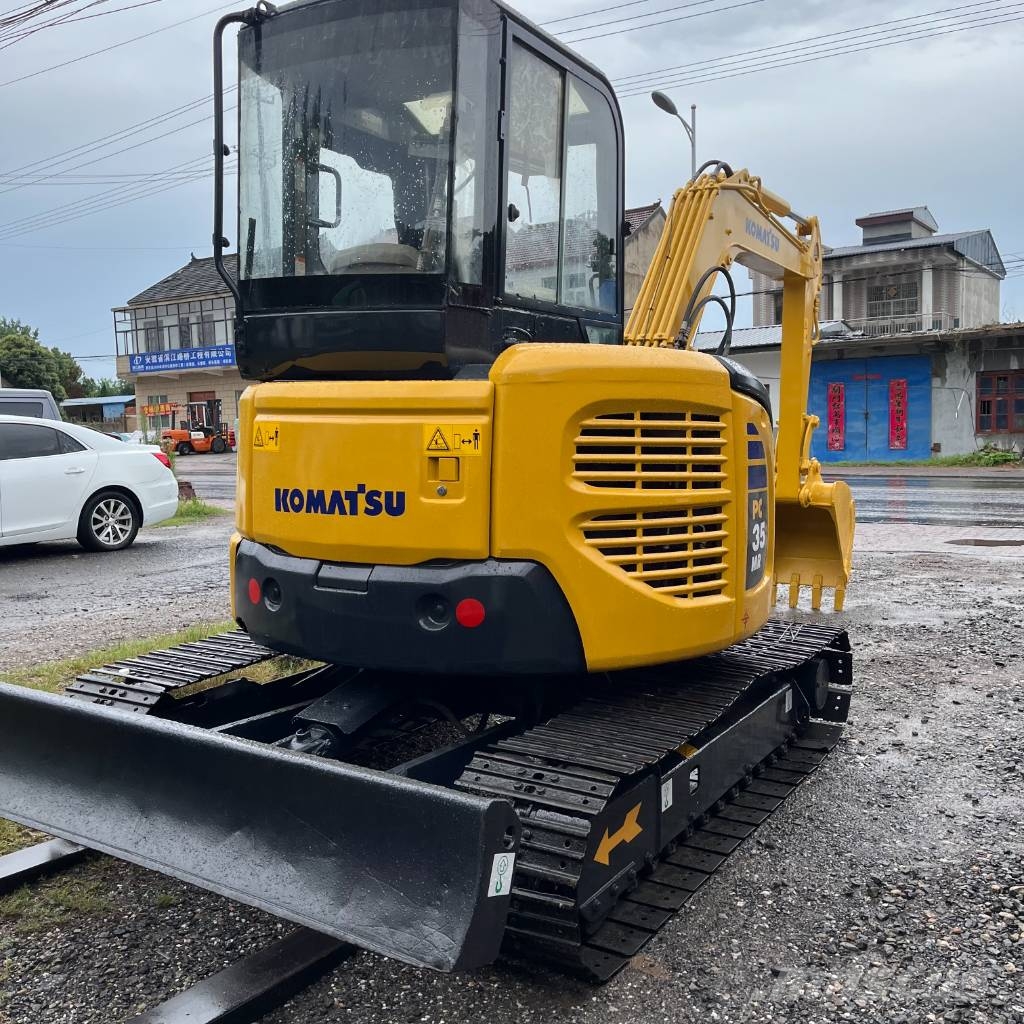 Komatsu PC 35 MR ミニ油圧ショベル 7t以下(ミニユンボ・ミニディガー)