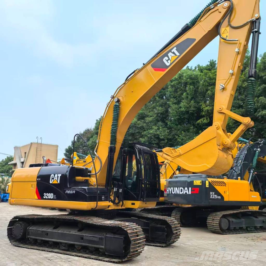 CAT 320D Bagri goseničarji