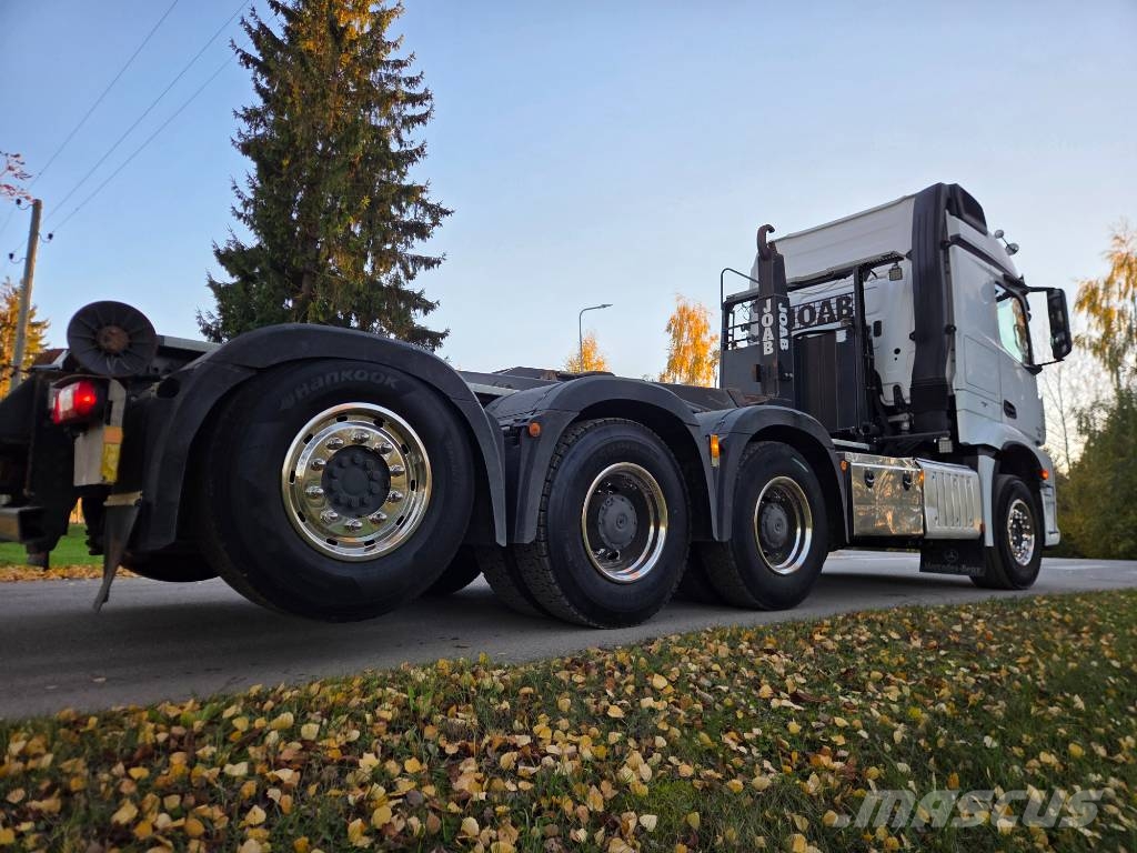 Mercedes-Benz Arocs 3251 Treileri ar āķi