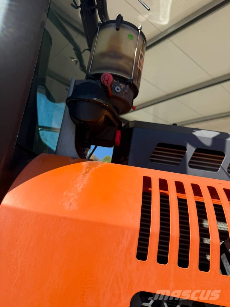 Hitachi ZX 145 W-6 Wheeled excavators