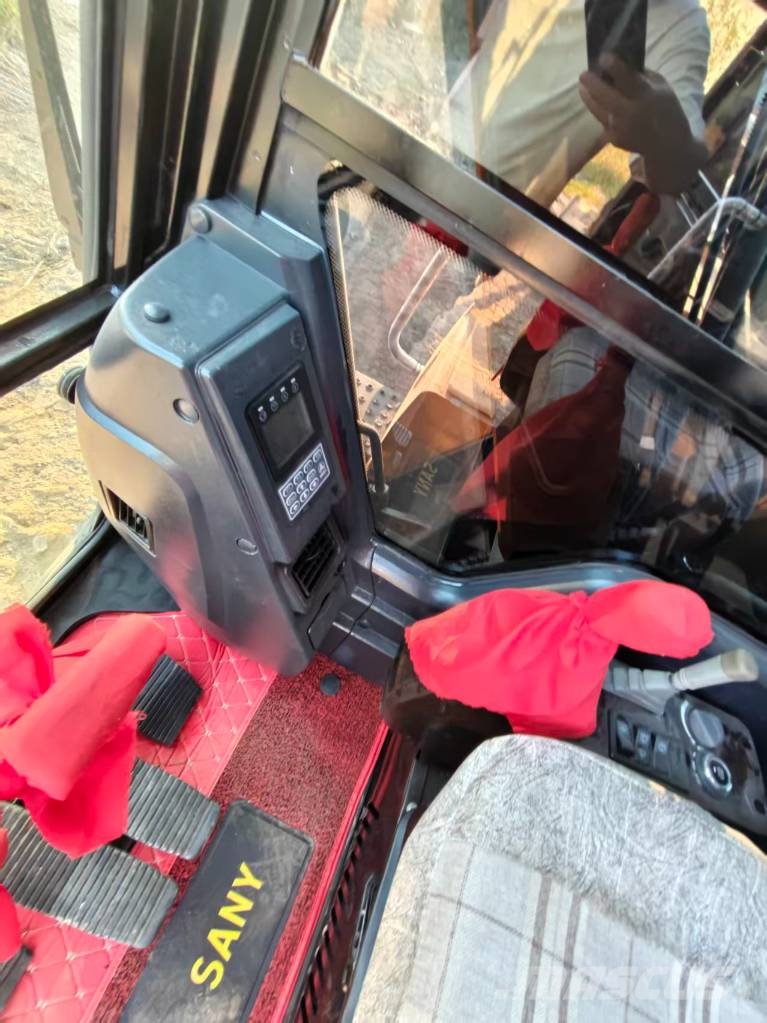 Sany SY 75 C pro Міні-екскаватори < 7т