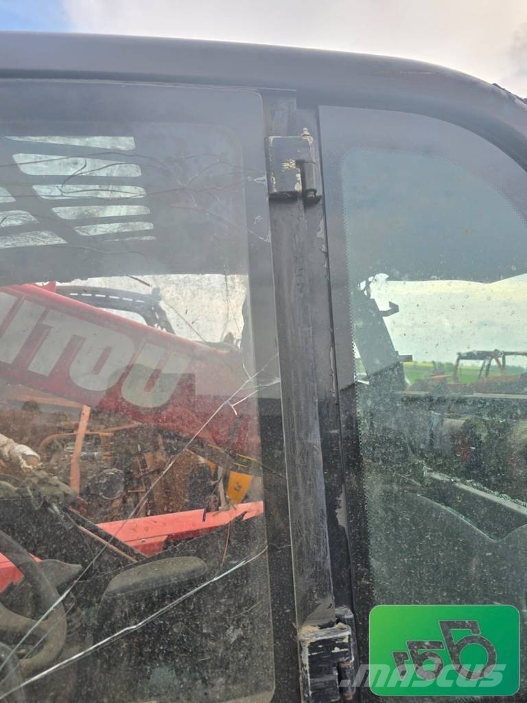 Manitou MLT 627 Cabin Door Podvozky a zavesenie kolies