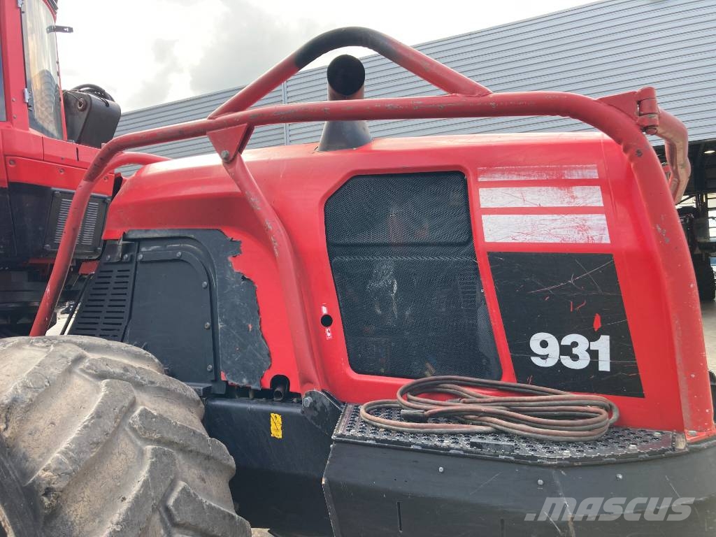 Komatsu 931 Harvesteri