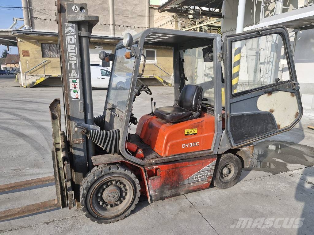 Desta DV30C Diesel forklifts