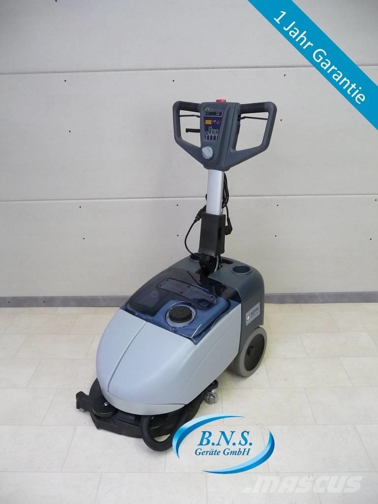 Nilfisk Scheuersaugmaschine SC 351 Sweepers