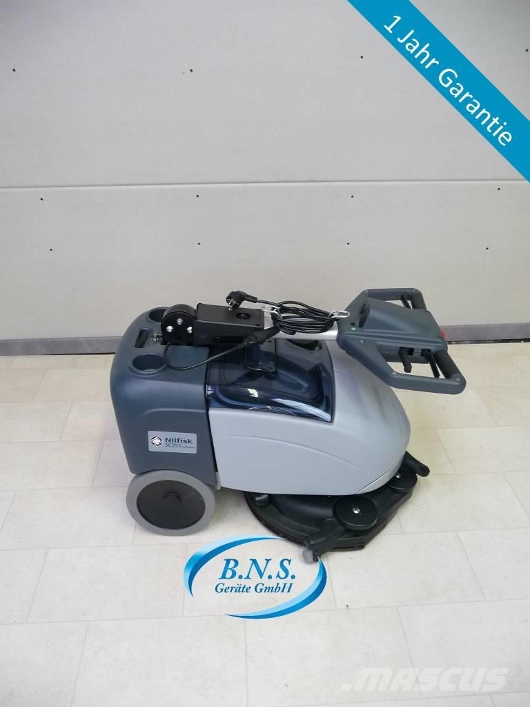 Nilfisk Scheuersaugmaschine SC 351 Sweepers