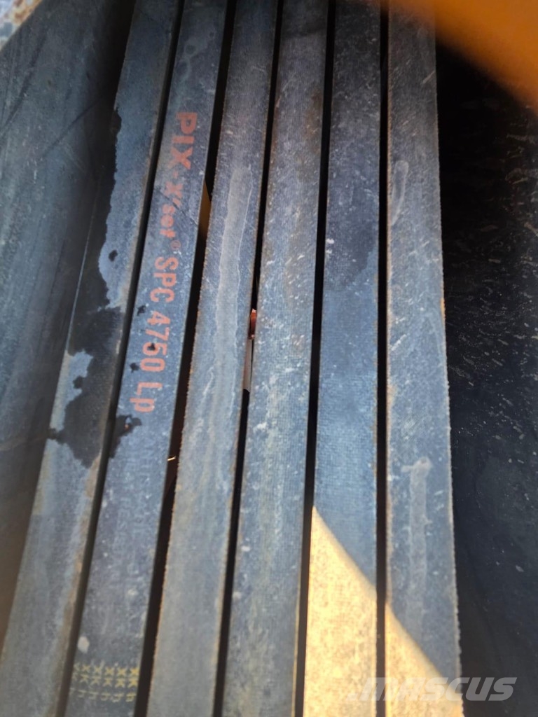 Sandvik QJ 241 Trituradoras móviles