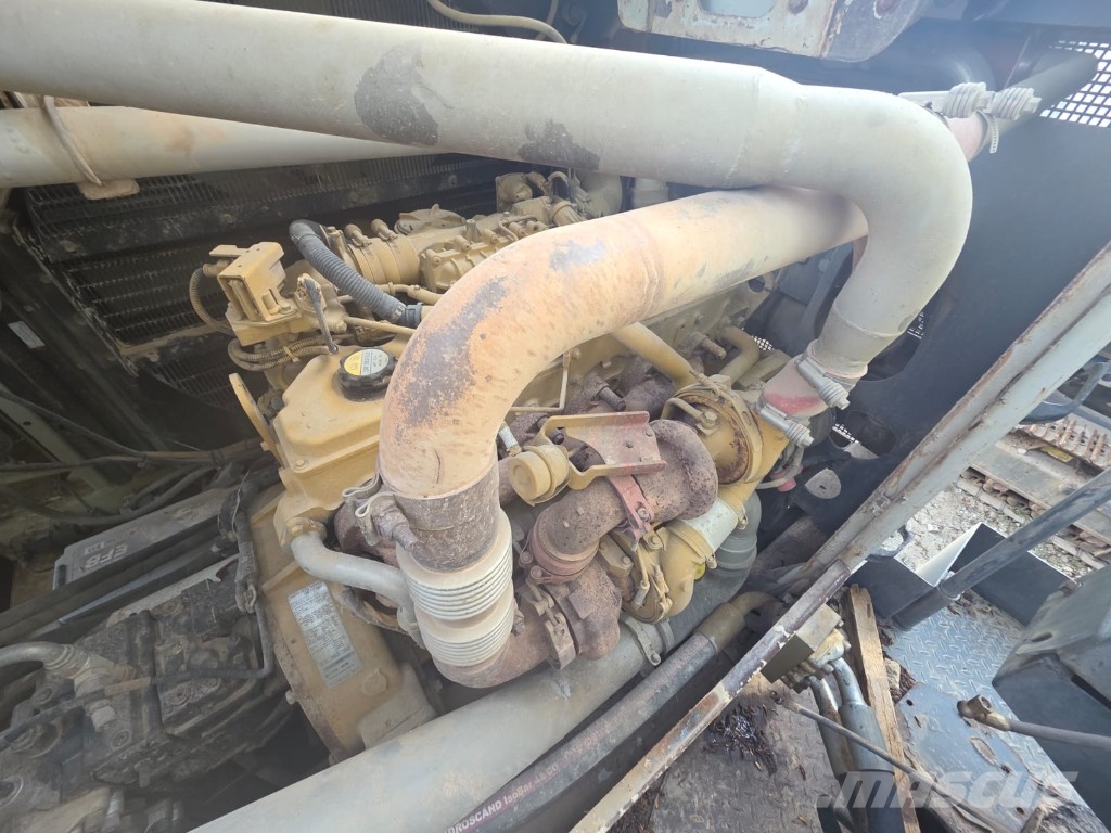 Sandvik QJ 241 Trituradoras móviles