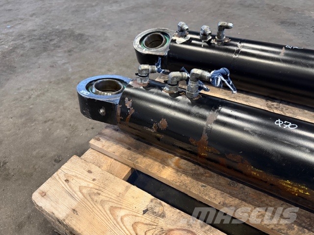 Atlas Boomer XE 3 USED HYDRAULIC CYLINDER Гидравлическая система