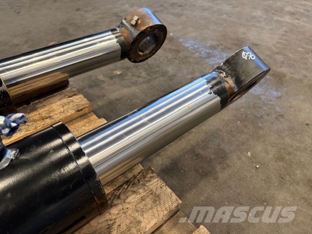 Atlas Boomer XE 3 USED HYDRAULIC CYLINDER Гидравлическая система