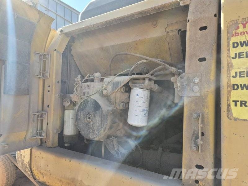 Komatsu PC 210 LC-8 Crawler excavators