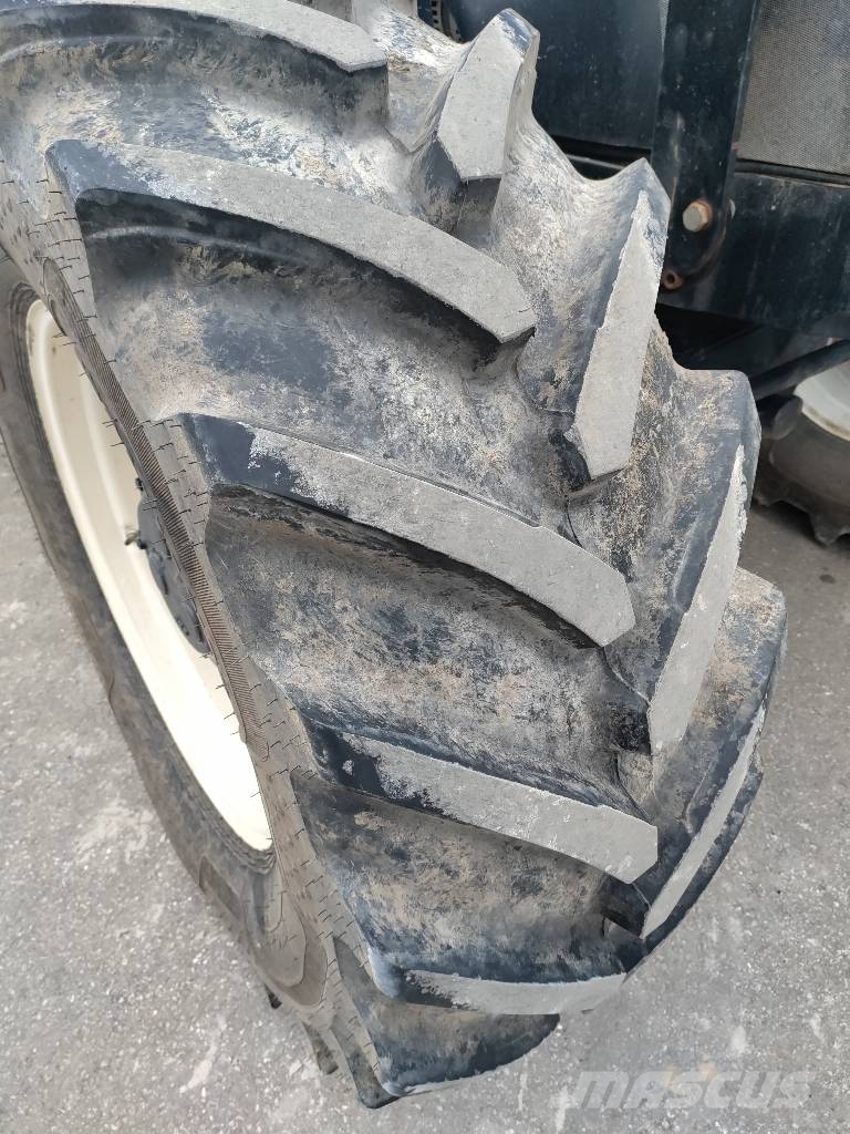 New Holland T 6.175 EC Трактори